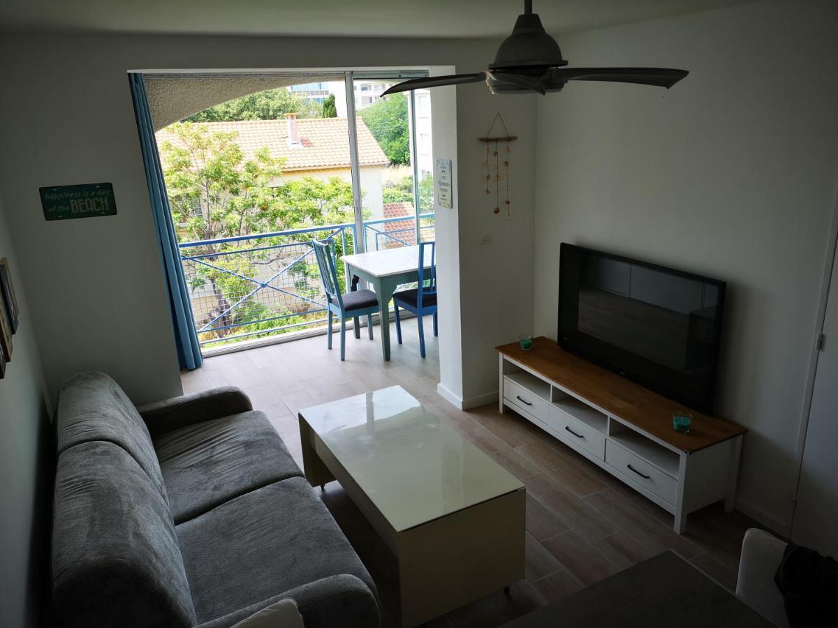Appartement Avec Piscine Et Garage Proche Plage Et Commerces La Seyne-sur-Mer Exterior foto